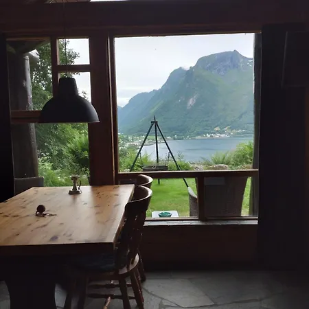 Nyaraló Troll Fjordhytter *