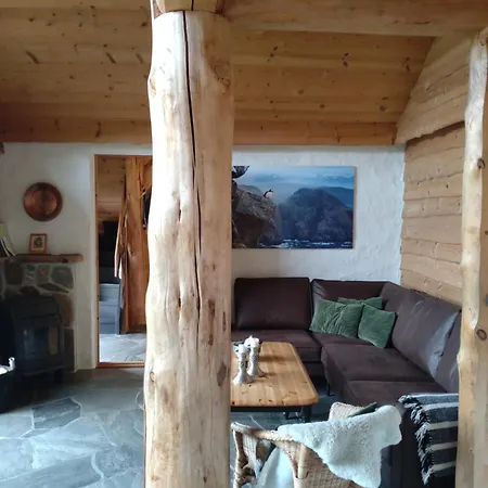 Nyaraló Troll Fjordhytter *